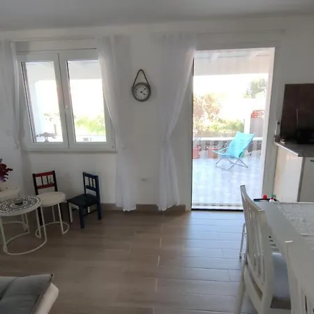 Casa Basalto Uliveto *